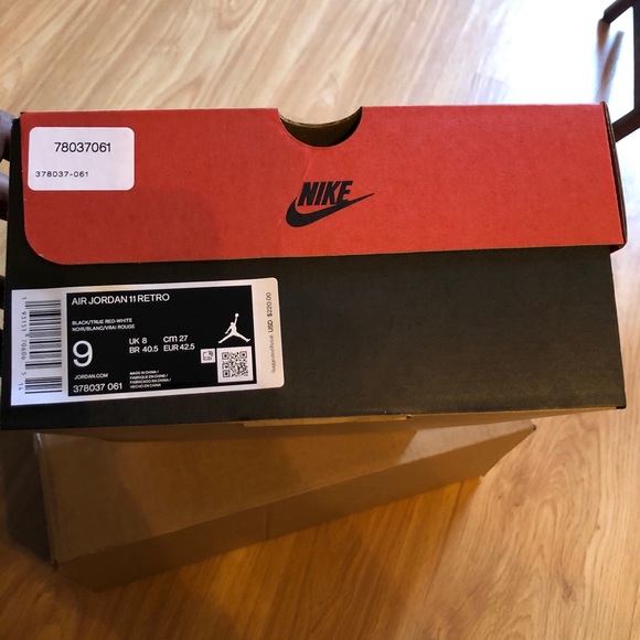 Retro Jordan 11 BRED - Picture 5 of 5